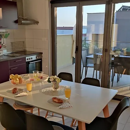 Two Bedroom With Balcony And Sea View Roza A1 Apartmán Šibenik