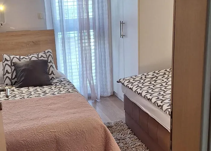 Lejlighed Two Bedroom With Balcony And Sea View Roza A1 *