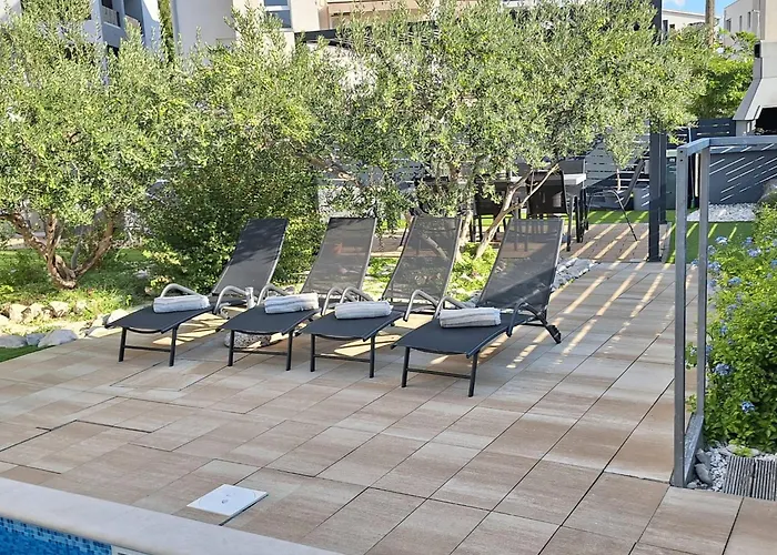 Two Bedroom With Balcony And Sea View Roza A1 Šibenik